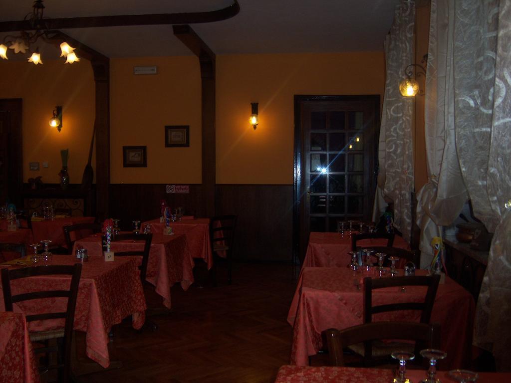 Nuovo Hotel Tripoli Settimo Vittone Екстериор снимка